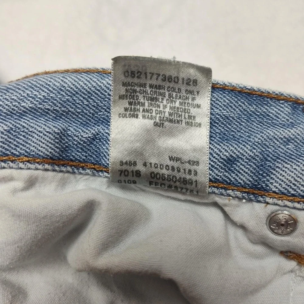 Levis 550 Jeans Mens 38x34 Light Wash Y2K Relaxed Fit‎ Tapered Leg Blue Denim